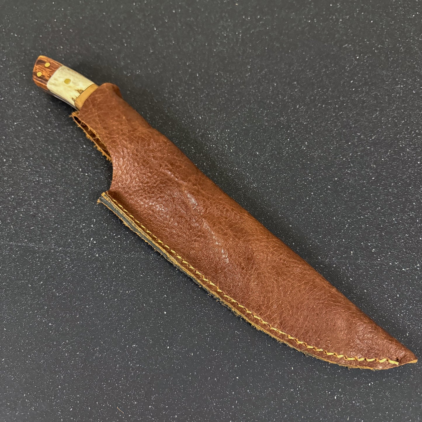 Cuchillo Parrillero 36cm con Funda de Cuero "Tucúquere"