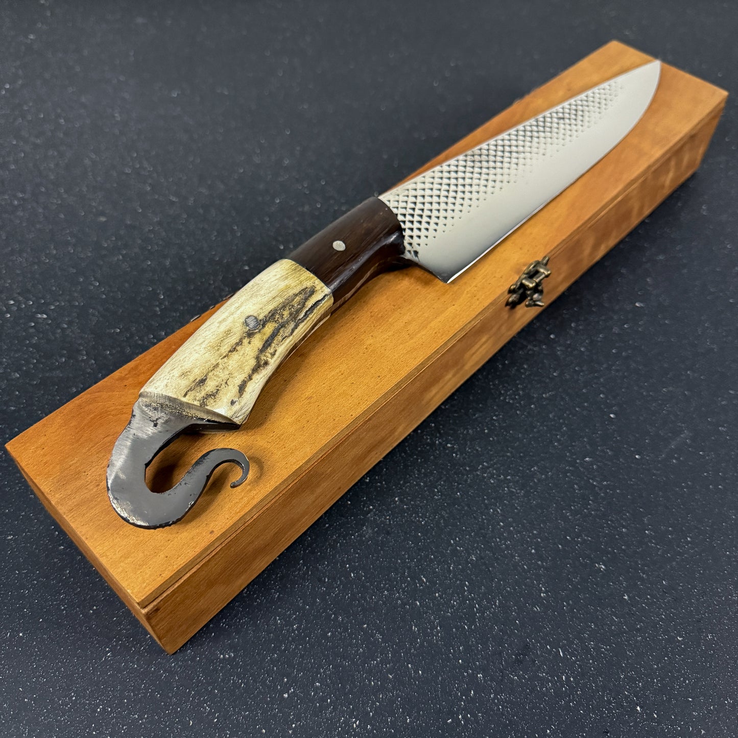 Cuchillo Forjado con Escofina 38cm