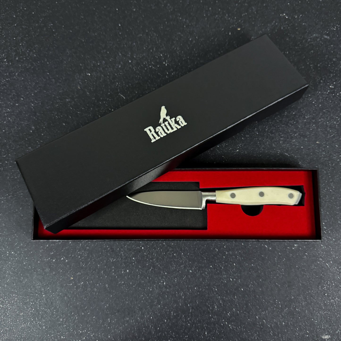 Cuchillo de Cocina de Acero Inoxidable 19cm "Puntilla Blanca"