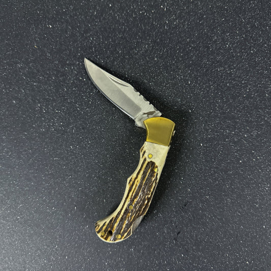 Navaja de Acero Inoxidable 17,5cm “Ciervo“