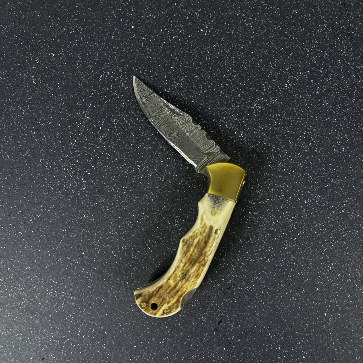 Navaja de Acero Damasco 20cm “Ciervo“