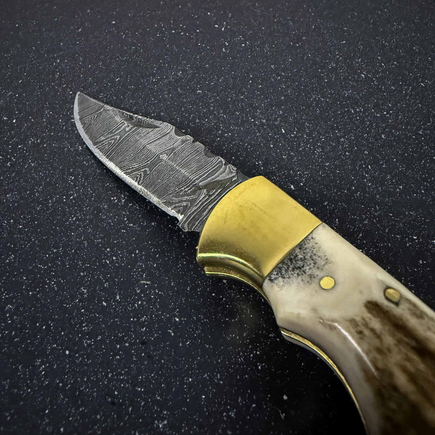 Navaja de Acero Damasco 20cm “Ciervo“