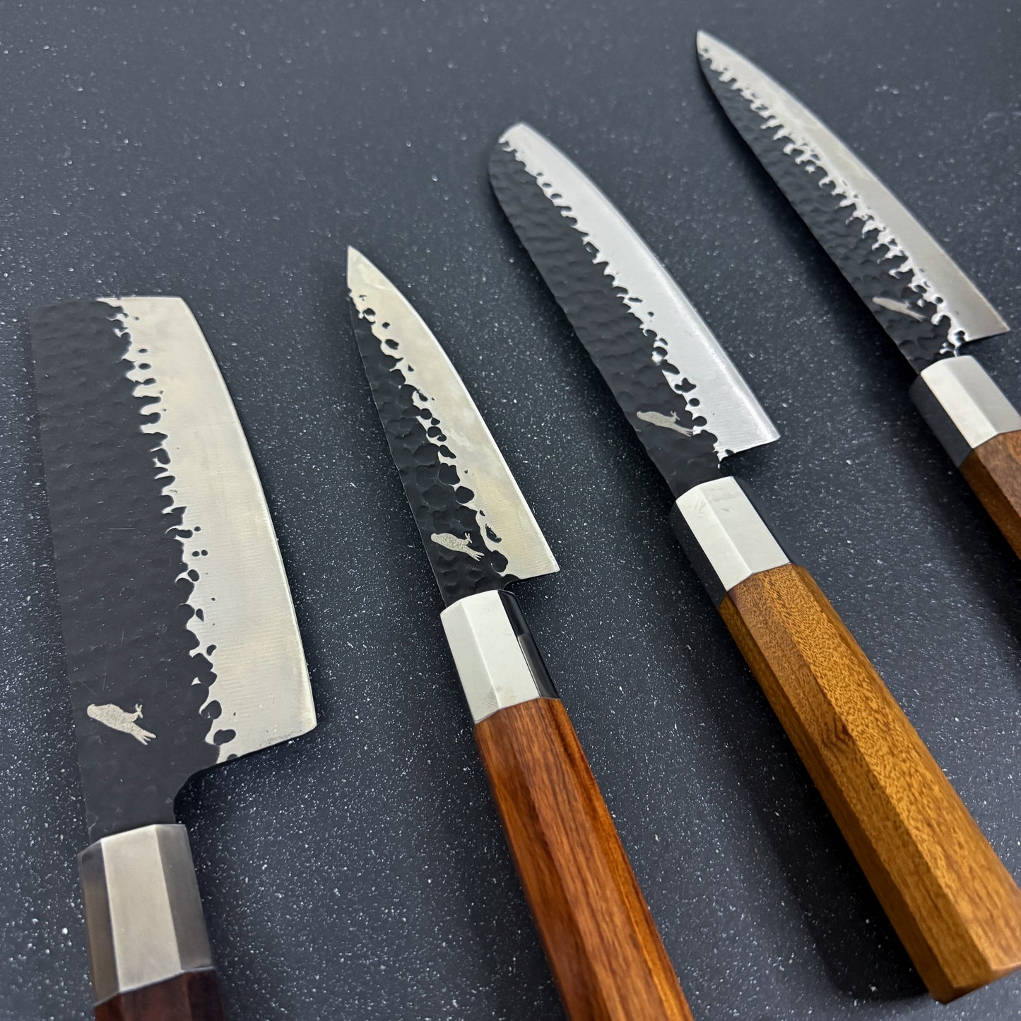 Pack 4 Cuchillos de Cocina + Bloque de Magnético "Ruki" / "Kawa" / "Hika" / "Mizu"