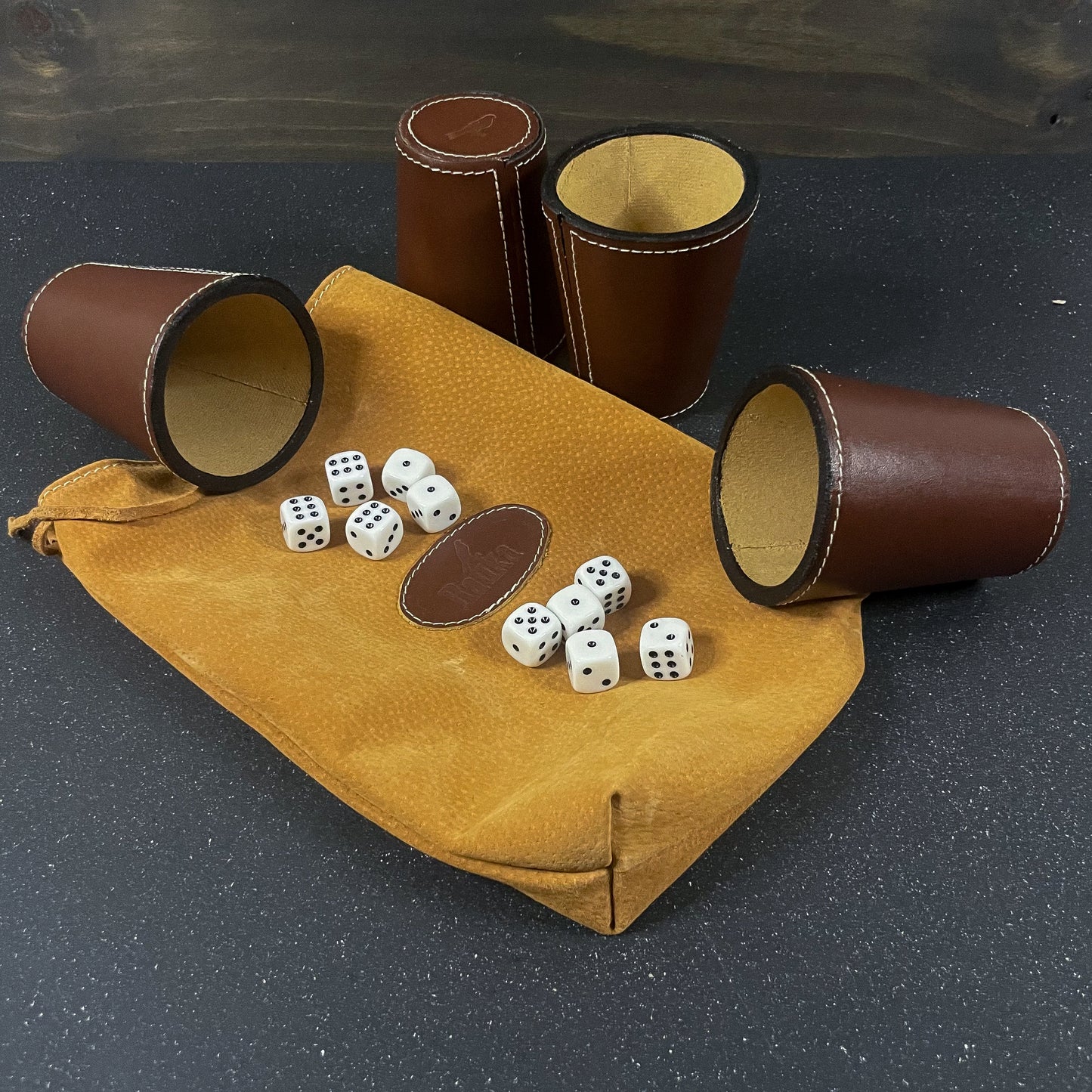 Juego de Cachos 4 personas "Guayacán"