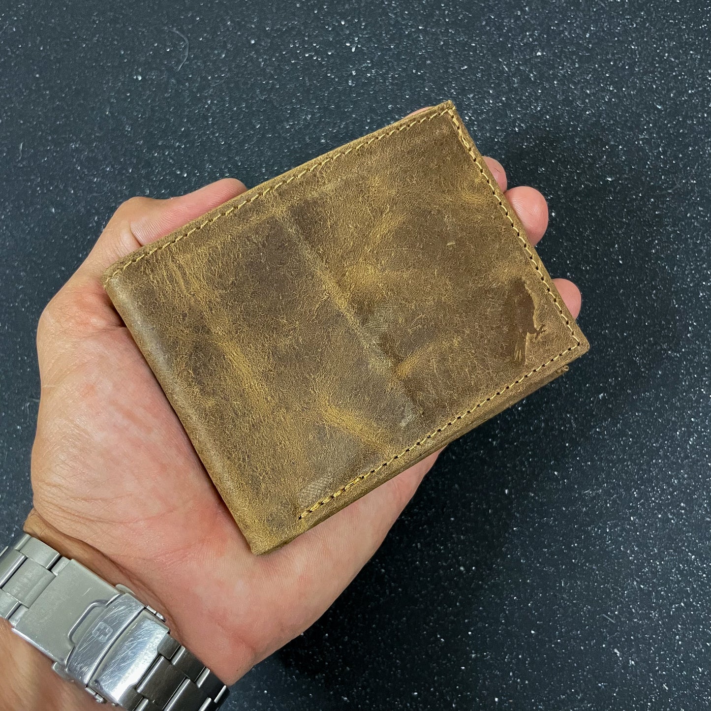 billetera de cuero hecha a mano