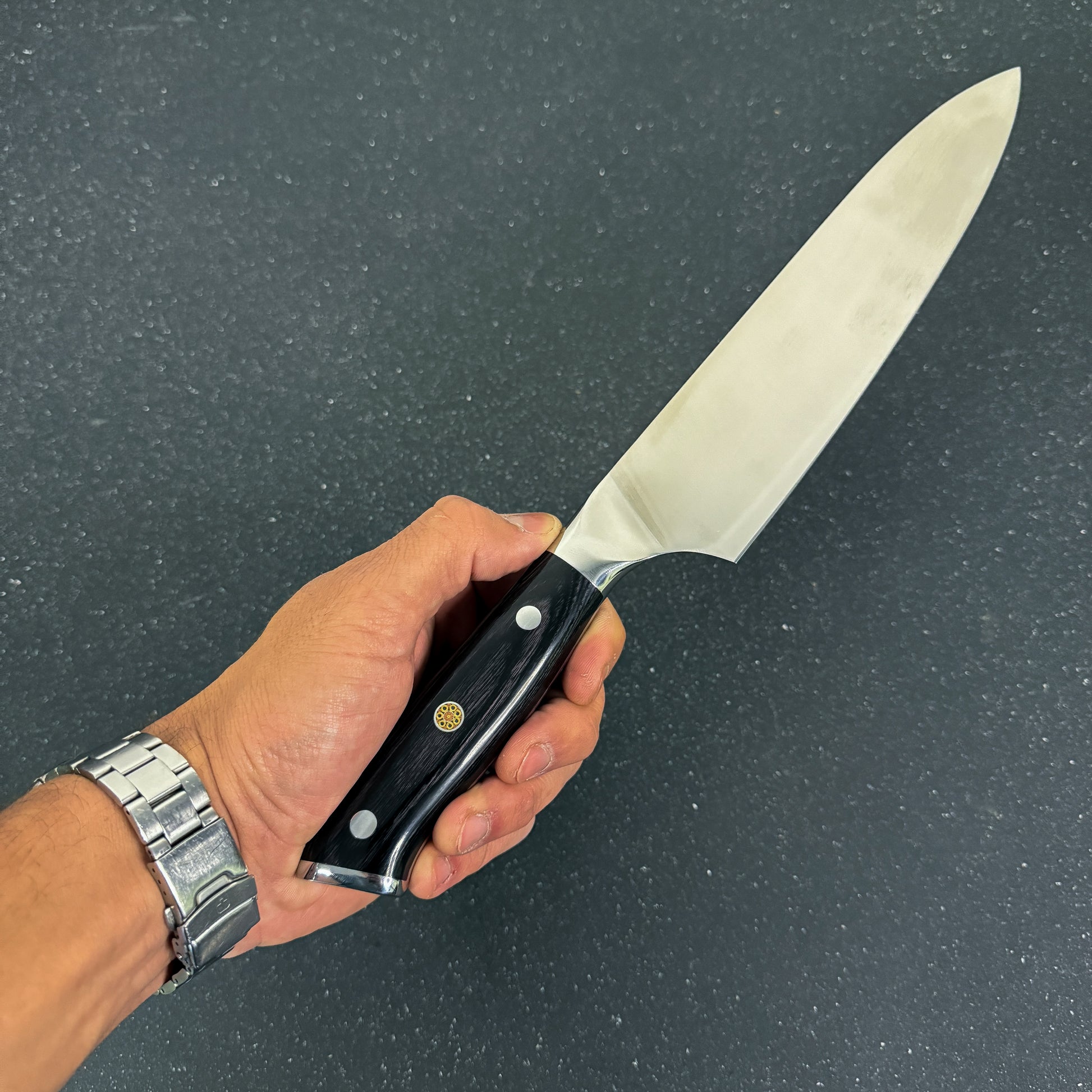 Cuchillo Chef Rauka Lascar con hoja de acero alemán y mango de madera Pakka, ideal para cocina y parrilla