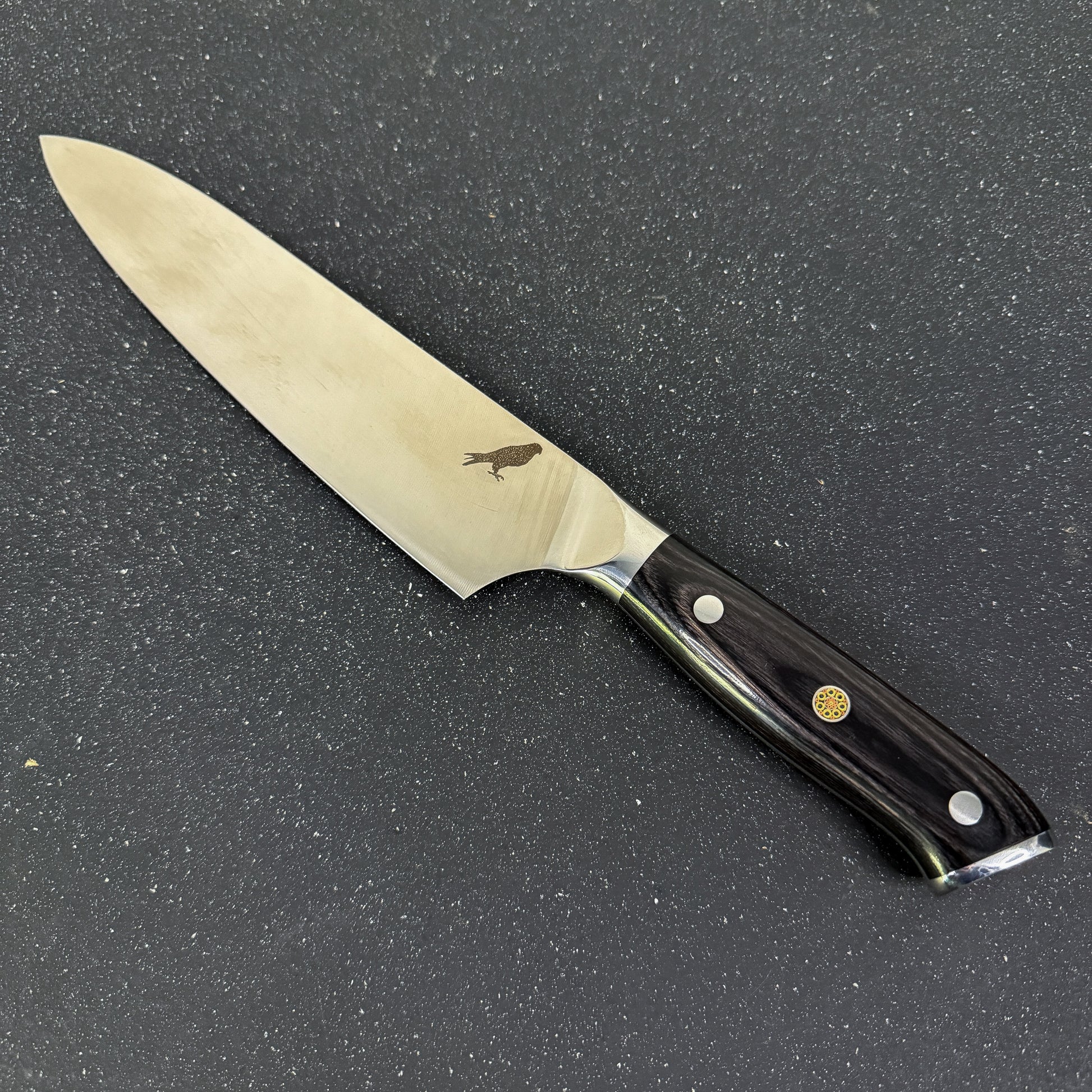 Cuchillo Chef Rauka Lascar con hoja de acero alemán y mango de madera Pakka, ideal para cocina y parrilla