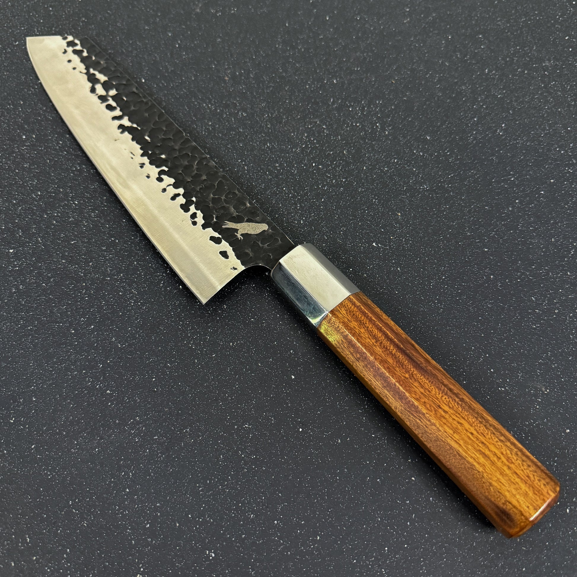 Cuchillo japonés Kiritsuke Rauka Fuji con hoja de acero inoxidable y mango de madera Mkuruti, ideal para cocina y parrilla