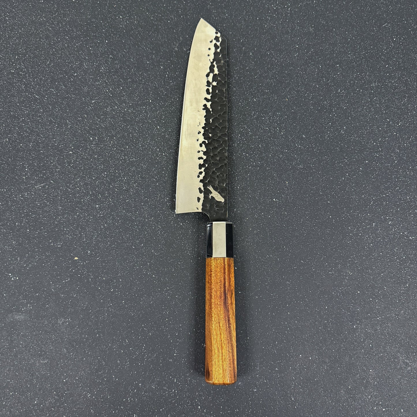 Cuchillo japonés Kiritsuke Rauka Fuji con hoja de acero inoxidable y mango de madera Mkuruti, ideal para cocina y parrilla