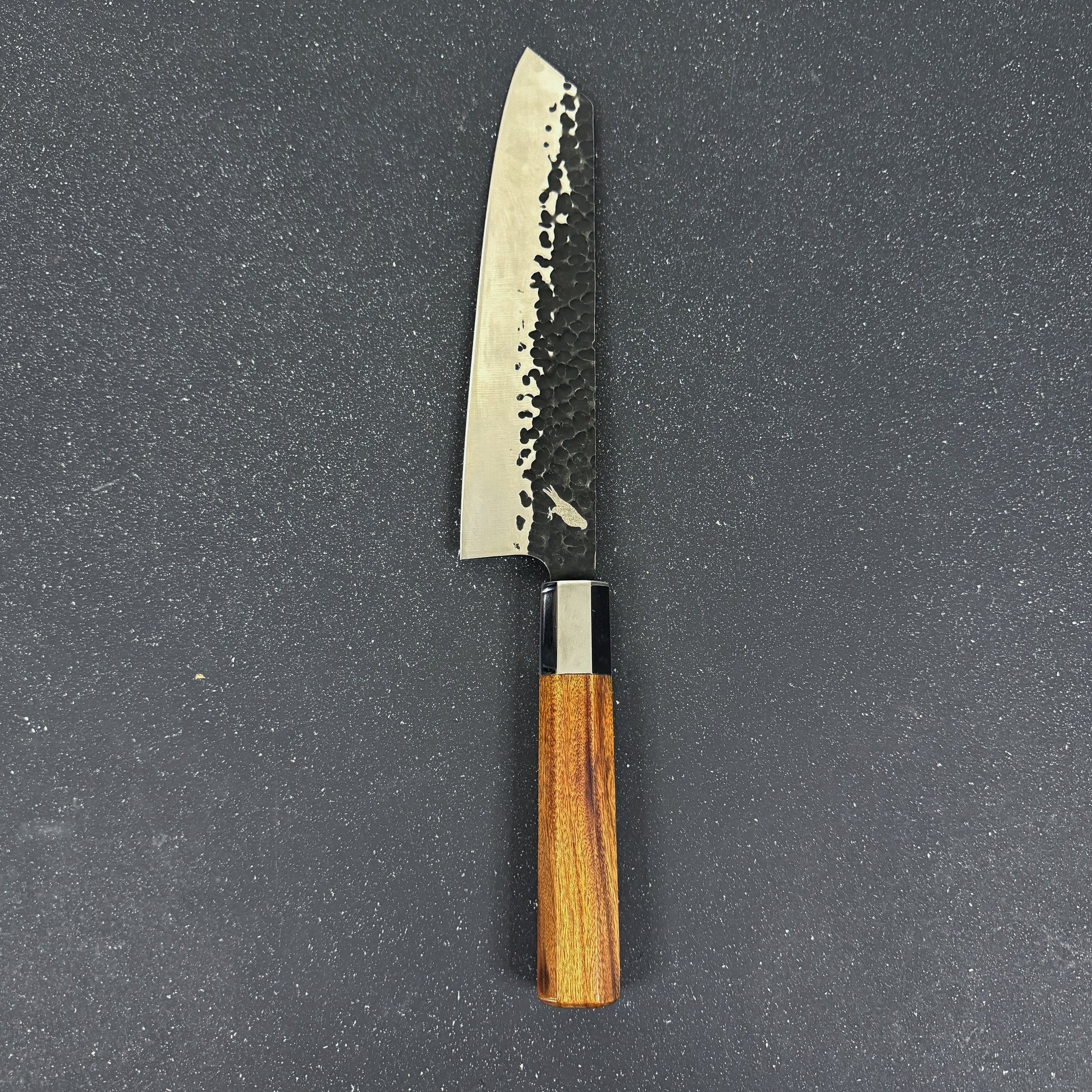Cuchillo japonés Kiritsuke Rauka Fuji con hoja de acero inoxidable y mango de madera Mkuruti, ideal para cocina y parrilla