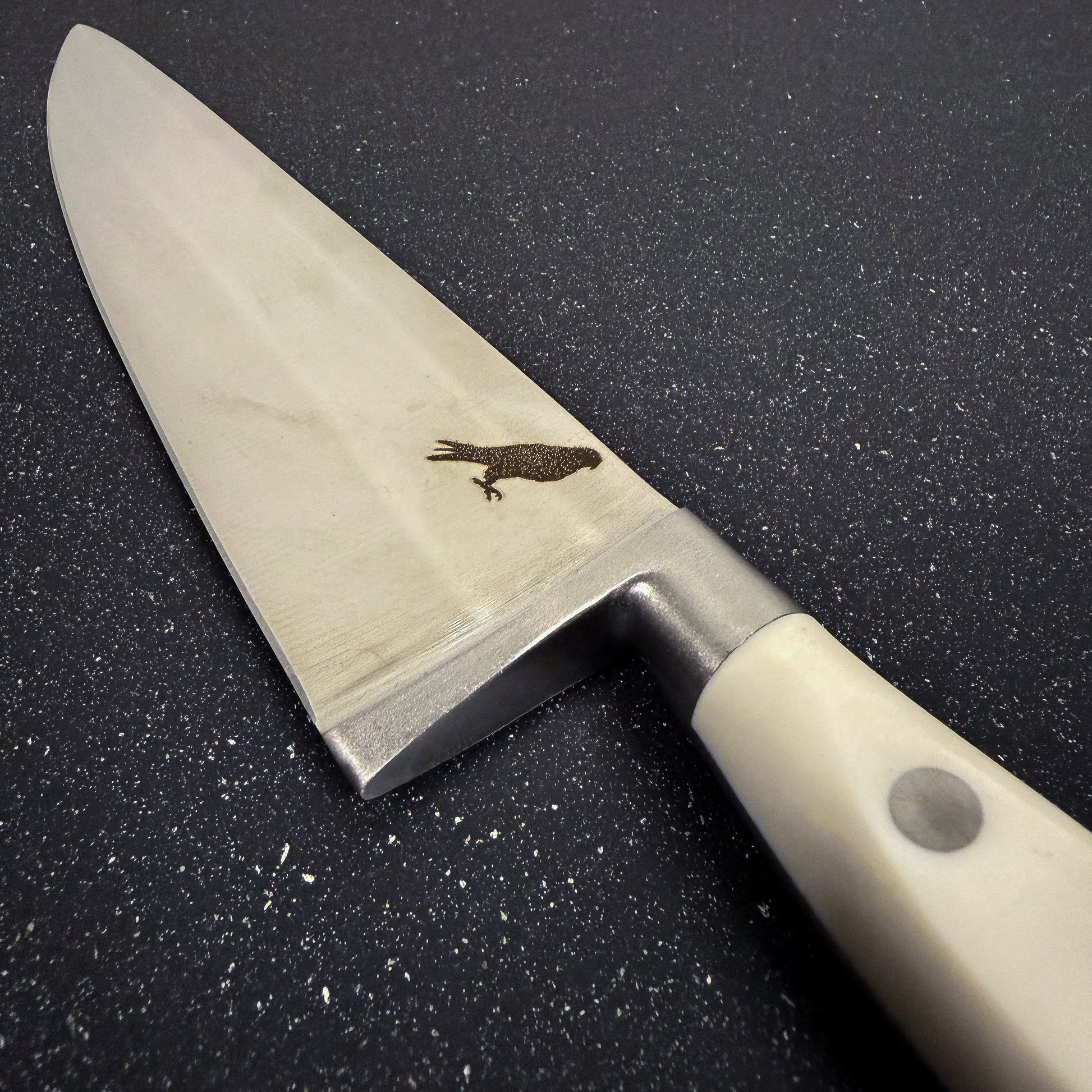 Cuchillo de parrilla Rauka Provincia tipo chef, versátil para cocina y parrilla