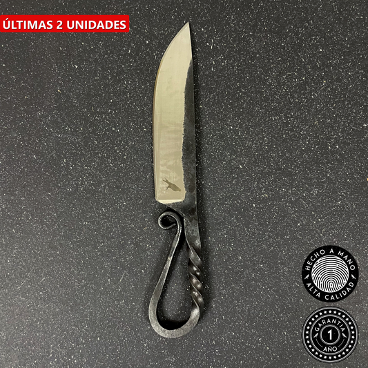 Cuchillo Forjado de Acero al Carbono 21cm “Chono“