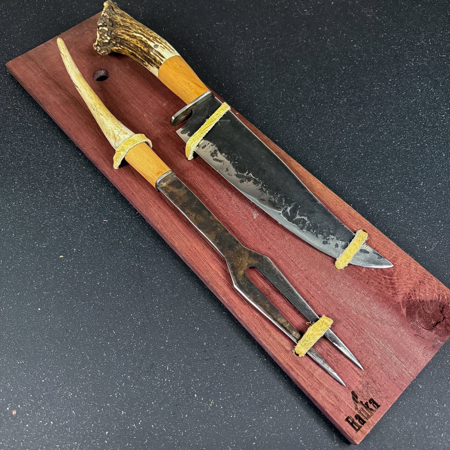 Conjunto Parrillero "Tucúquere" - Cuchillo 40cm + Pincho