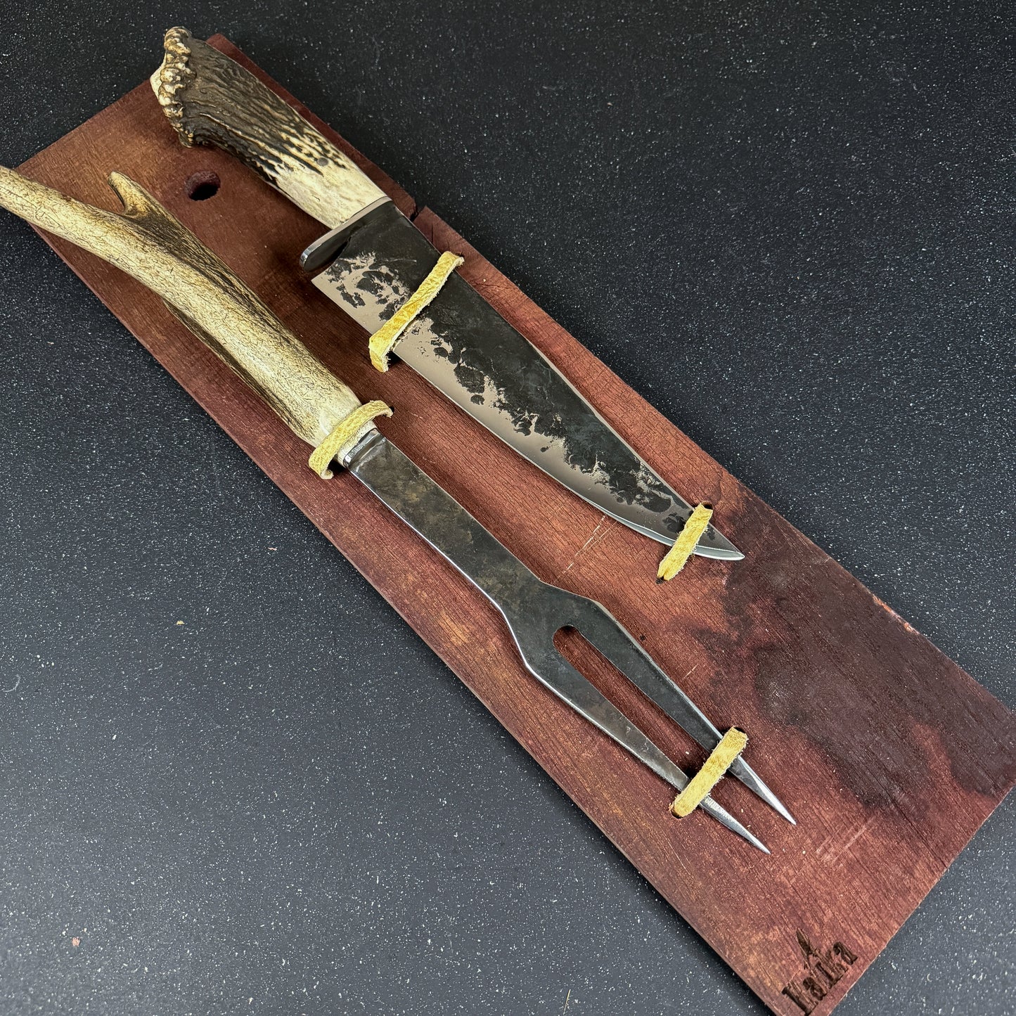 Cuchillo Parrillero 39cm "Tucúquere" + Pincho