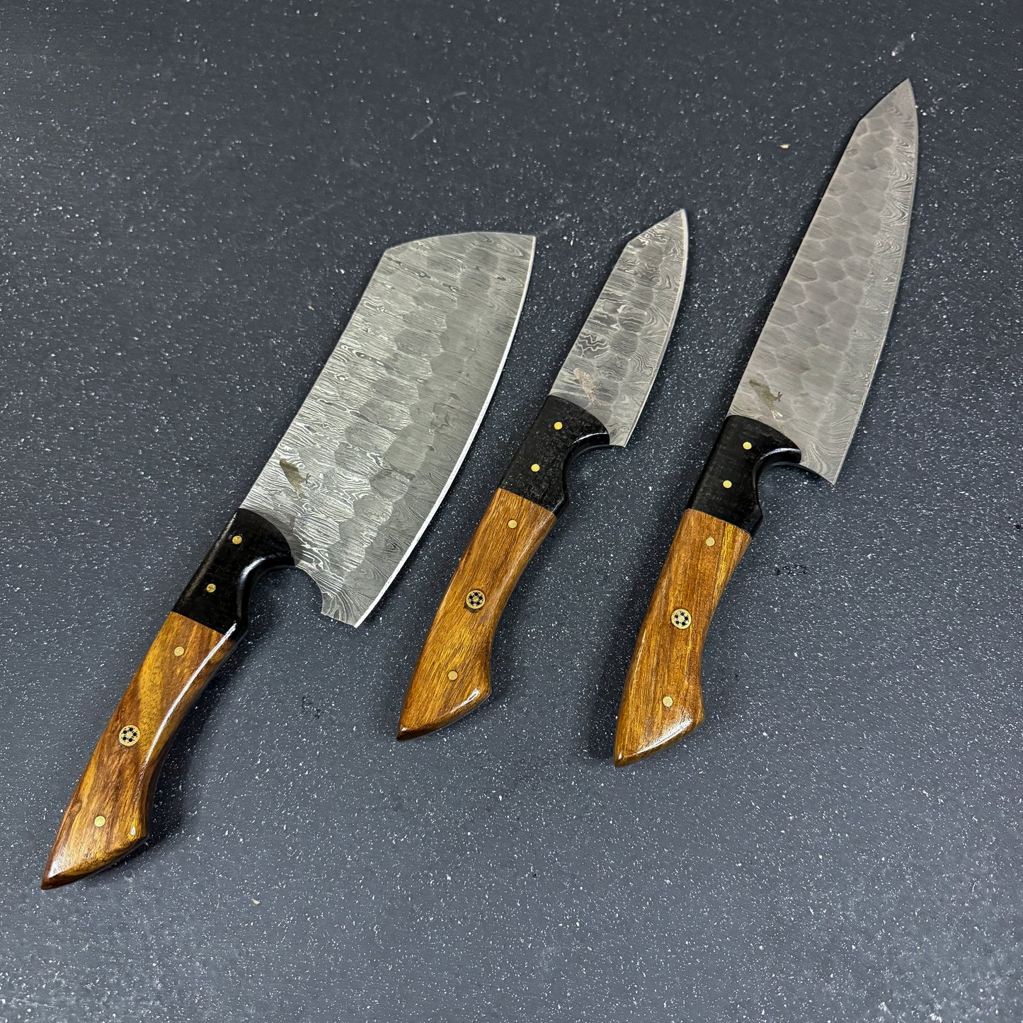 Set de 3 Cuchillos de Cocina de Acero Damasco "Huerquehuito"