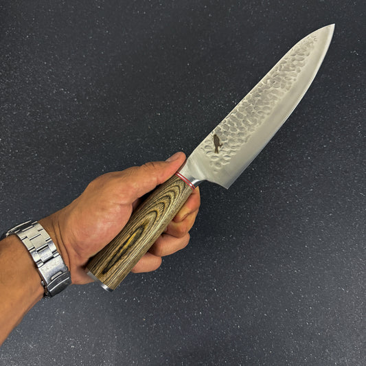 Vista de detalle del Cuchillo Parrillero de Acero Inoxidable 33cm "Huemul"