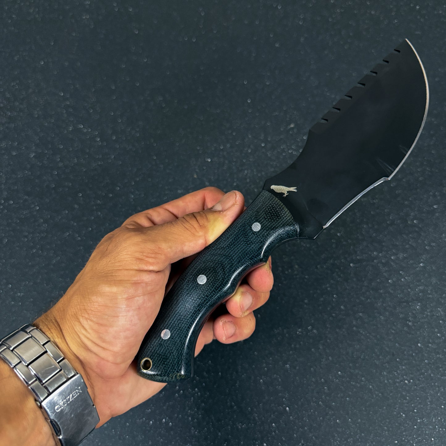 Cuchillo Tracker de Supervivencia 25cm “Torres del Paine Negro“