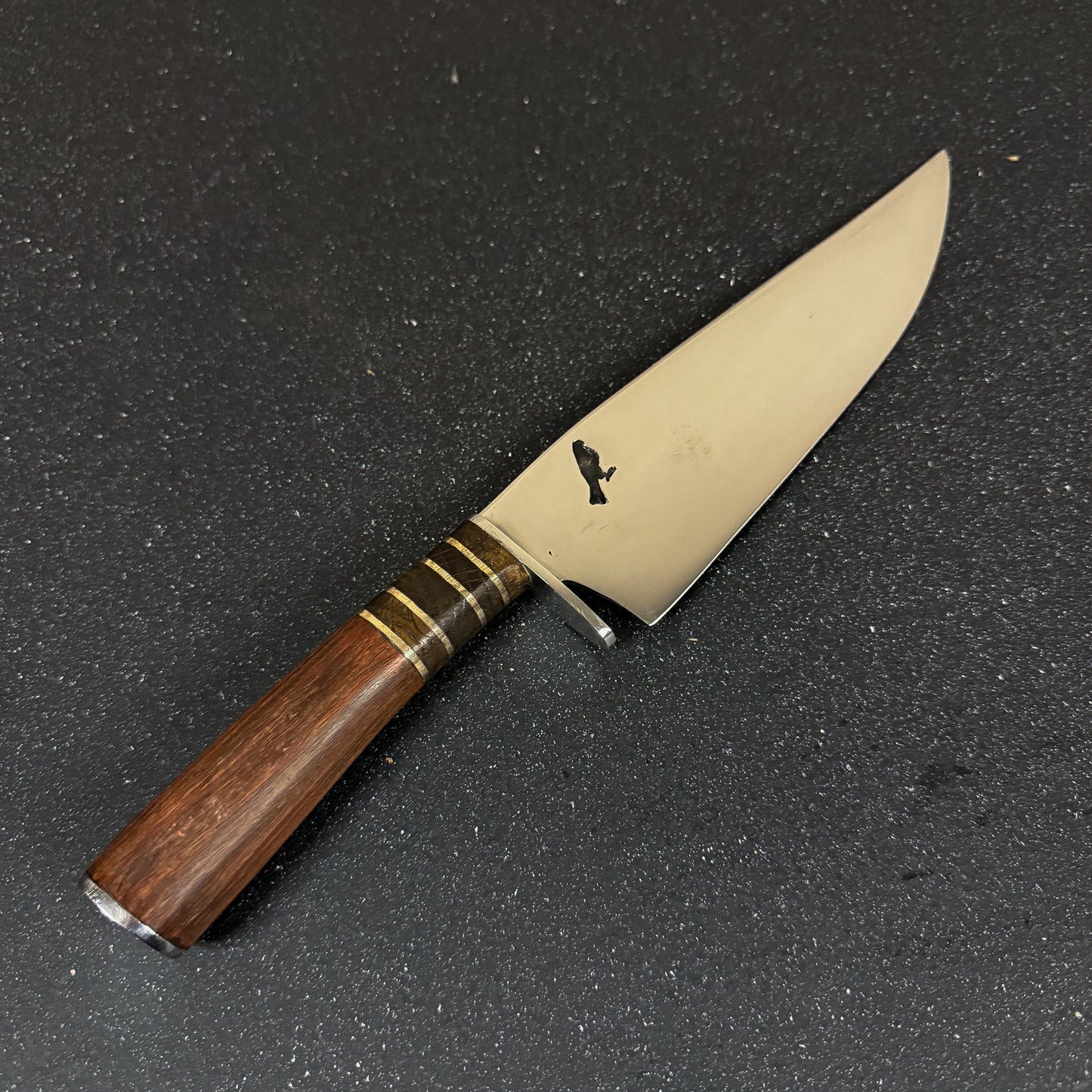 Detalle del filo del Cuchillo Parrillero 33cm "Concón"