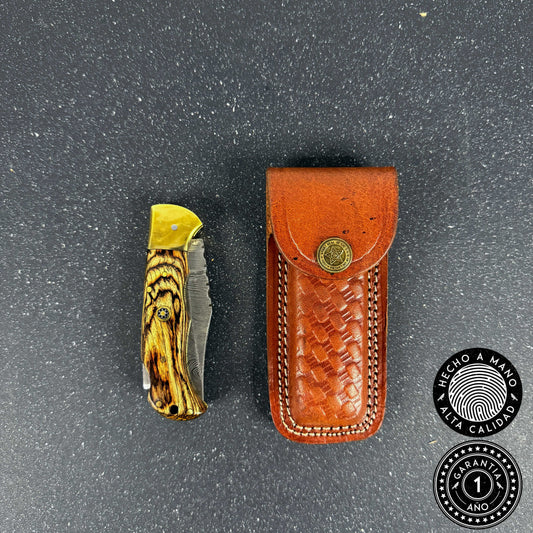 Navaja de Acero Damasco 16.5cm “Yelcho“