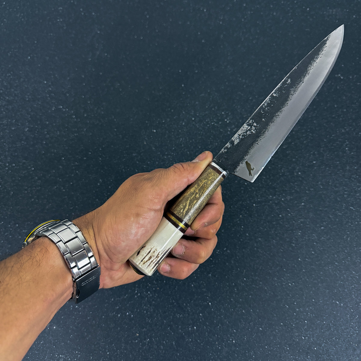 Detalle de cuchillo de cocina 28 cm Jilguero Rauka
