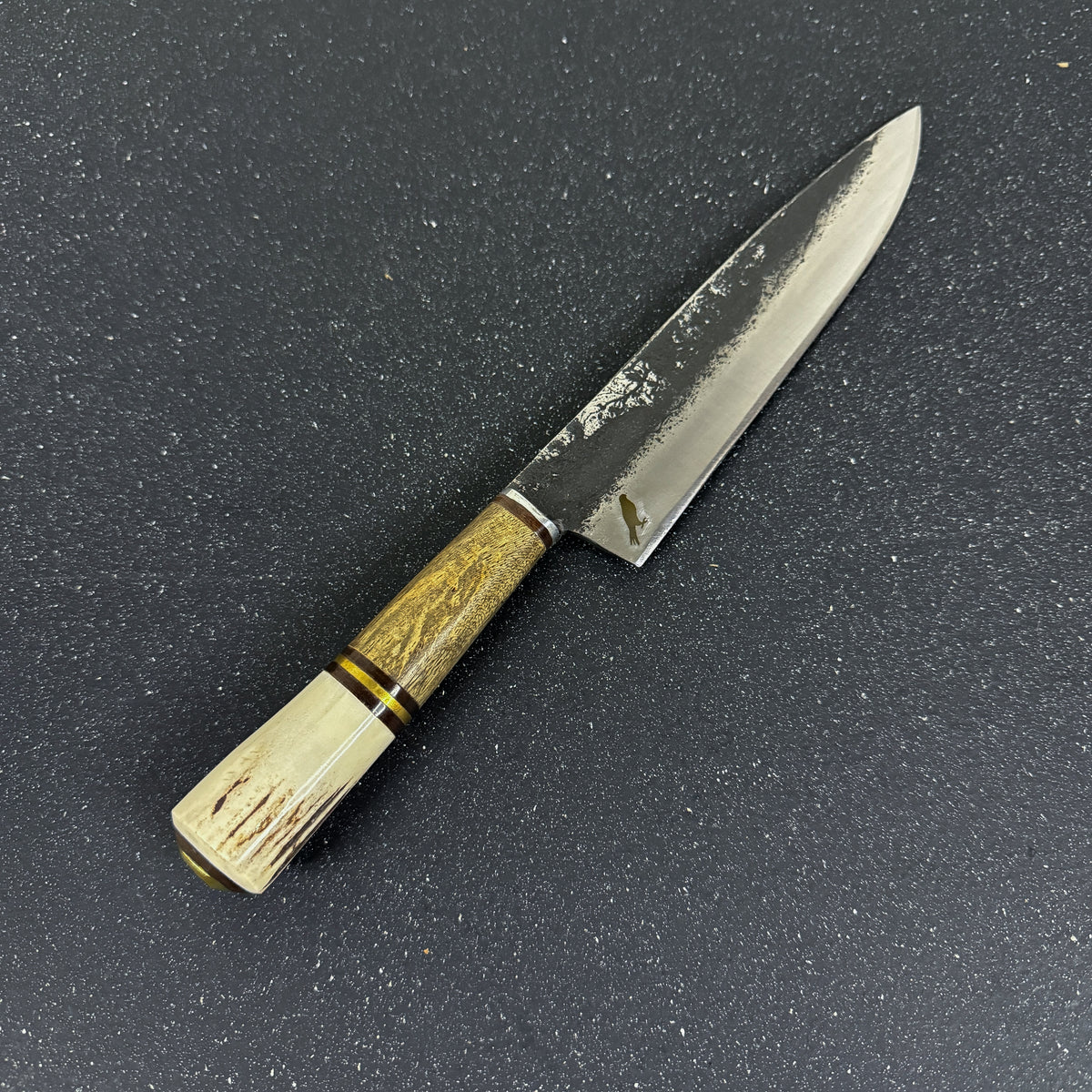 Cuchillo de Cocina 28 cm Jilguero Rauka en uso