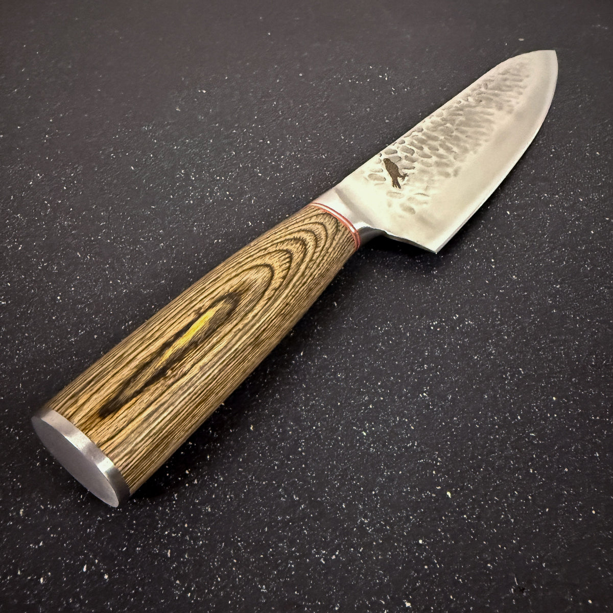 Cuchillo Parrillero de Acero Inoxidable 34 cm Huemul Rauka en uso