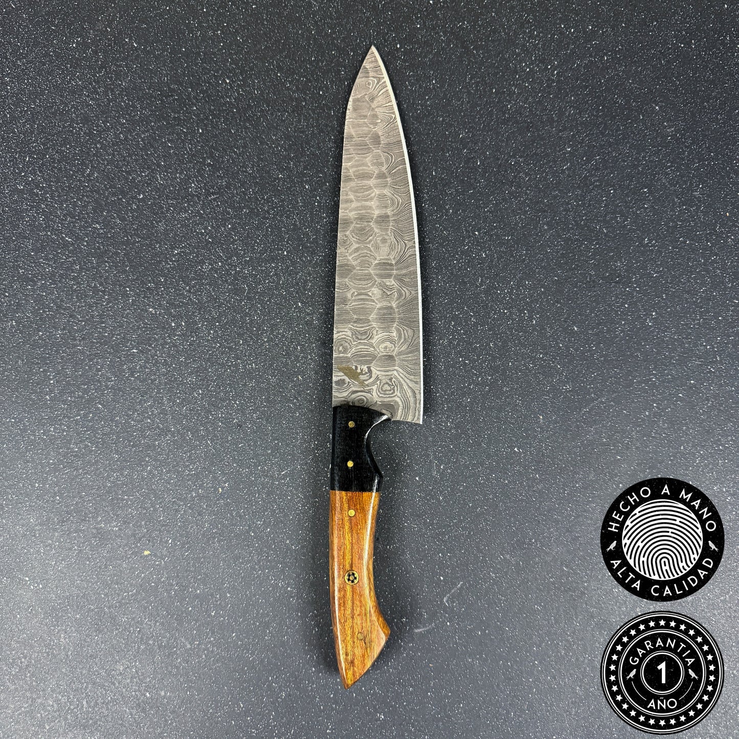 Cuchillo parrillero artesanal Llanquihue de acero Damasco 512 capas de Rauka.