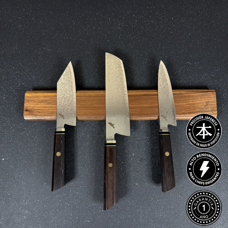 Pack de cuchillos japoneses de acero damasco Rauka con Nakiri Tora, Tsuki, Iwa y barra magnética de madera