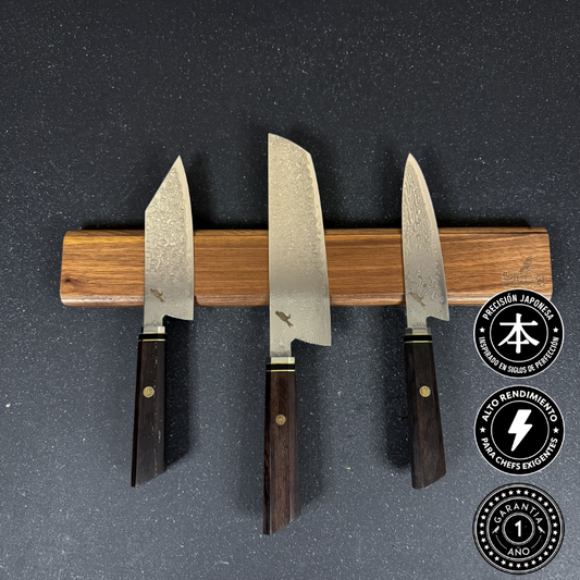 Pack de cuchillos japoneses de acero damasco Rauka con Nakiri Tora, Tsuki, Iwa y barra magnética de madera
