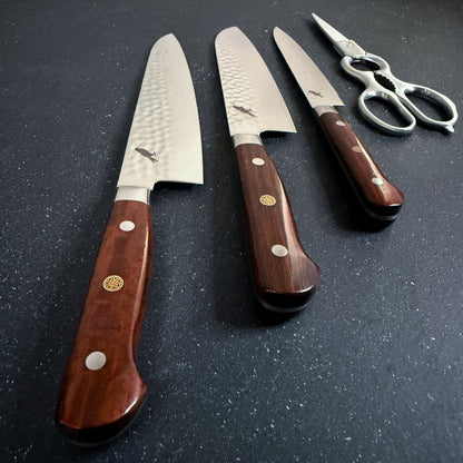Set Profesional de 3 Cuchillos de Acero Damasco y Tijeras "Lonquimay"