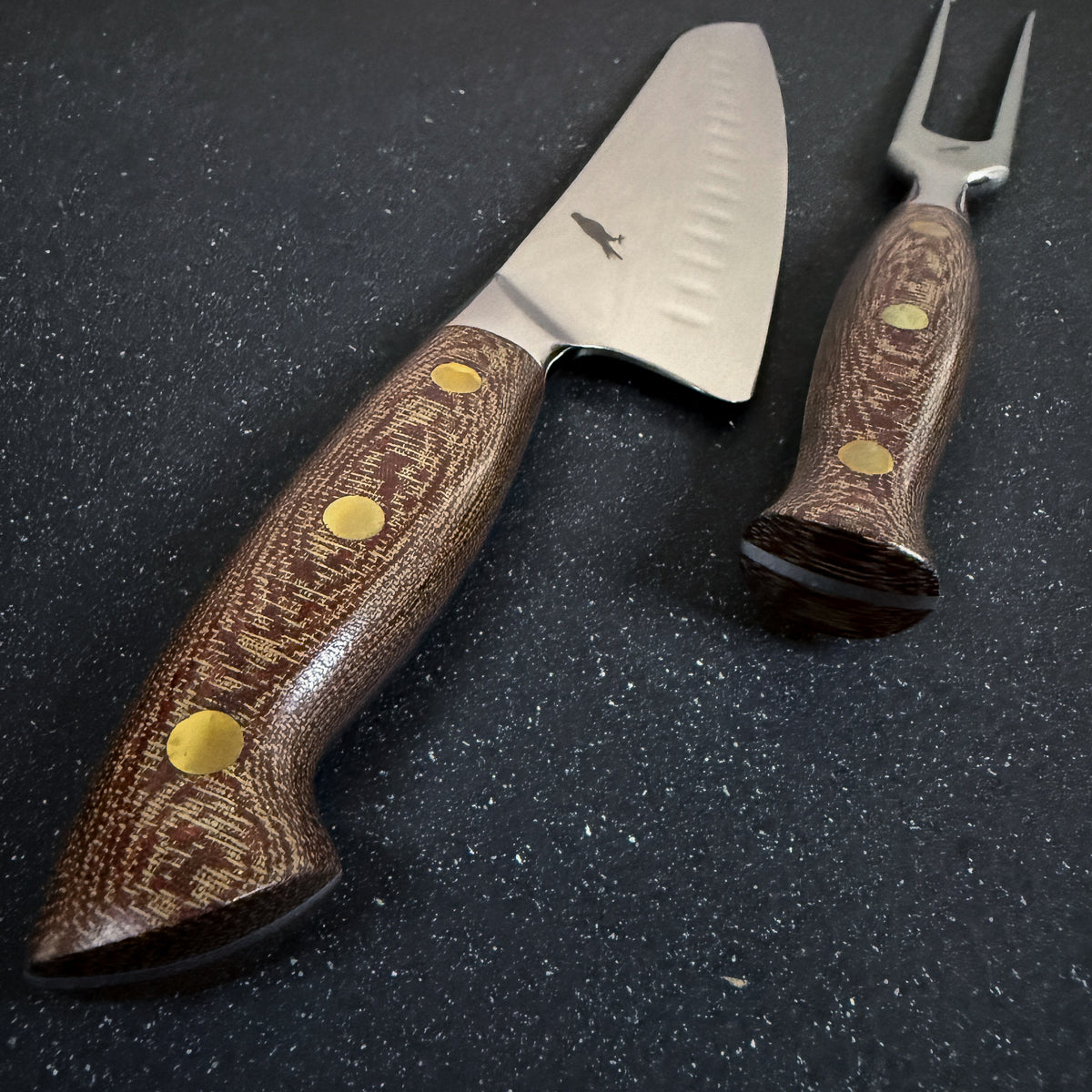 Conjunto Parrillero de Acero Damasco Cuchillo y Pincho "Llaima"
