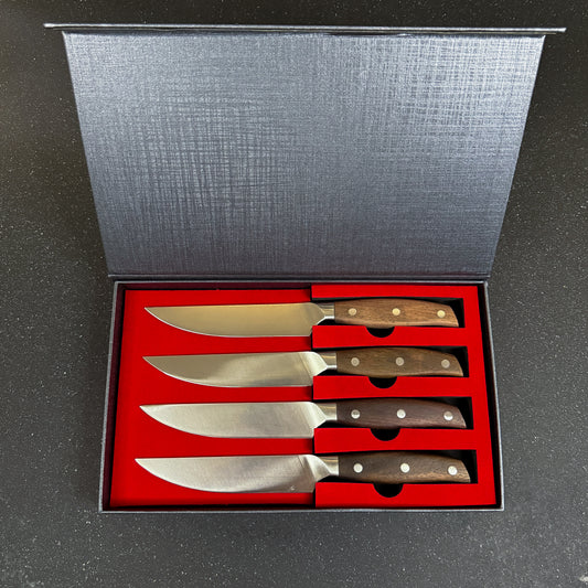 Set de 4 Cuchillos de Mesa de Acero Inoxidable "Sollipulli"
