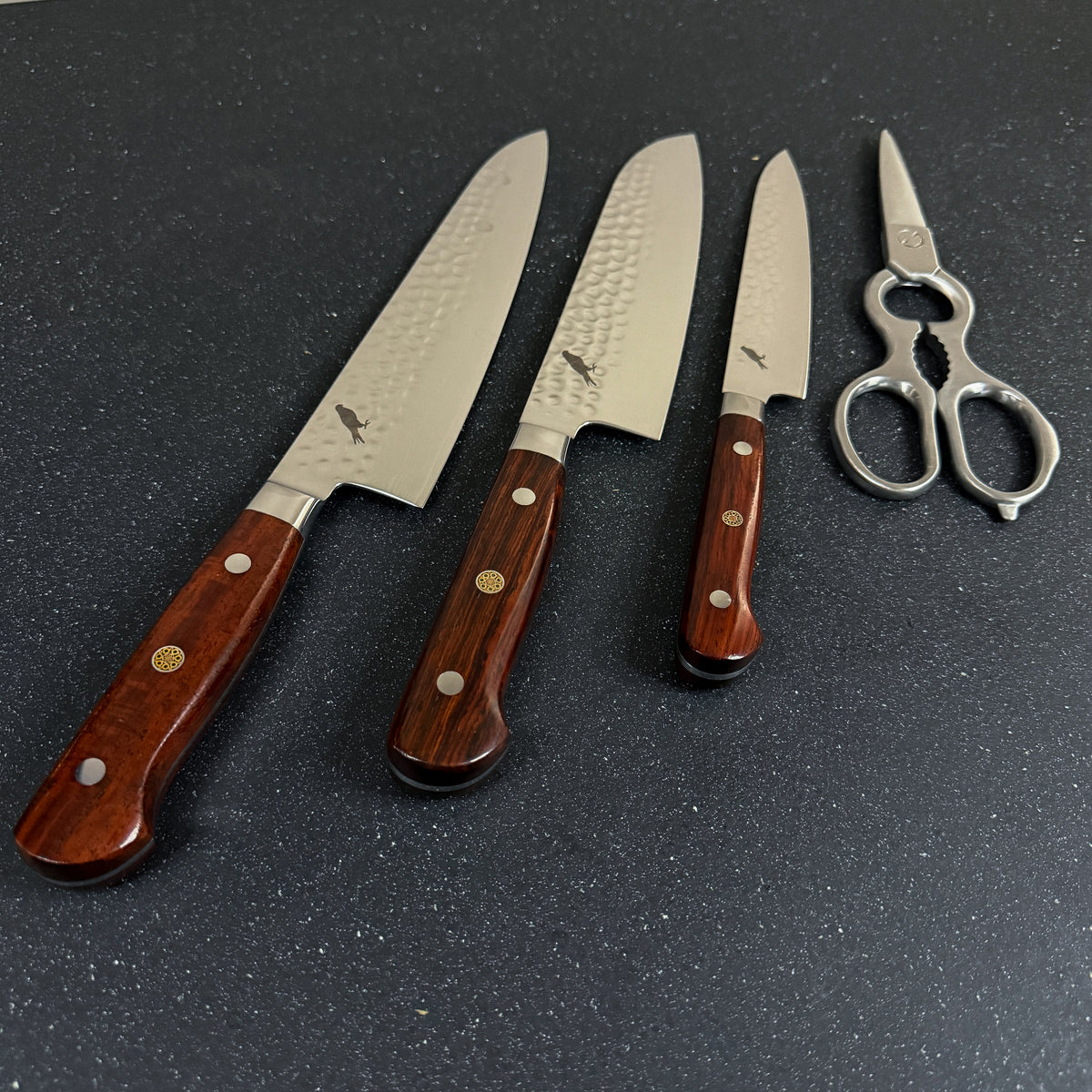 Set Profesional de 3 Cuchillos de Acero Damasco y Tijeras "Lonquimay"
