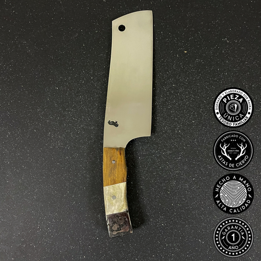 Hachilla Parrillera 32 cm Adencul con funda Rauka