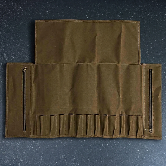 Estuche Profesional para 12 Cuchillos en Lona Encerada y Cuero “Morral Verde”