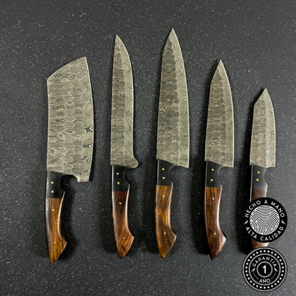 Set de 5 Cuchillos de Cocina de Acero Damasco "Huerquehue"