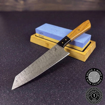 Cuchillo Kiritsuke Damasco 33cm "Maihue" + Piedra para Afilar 1000/6000 (Suave)