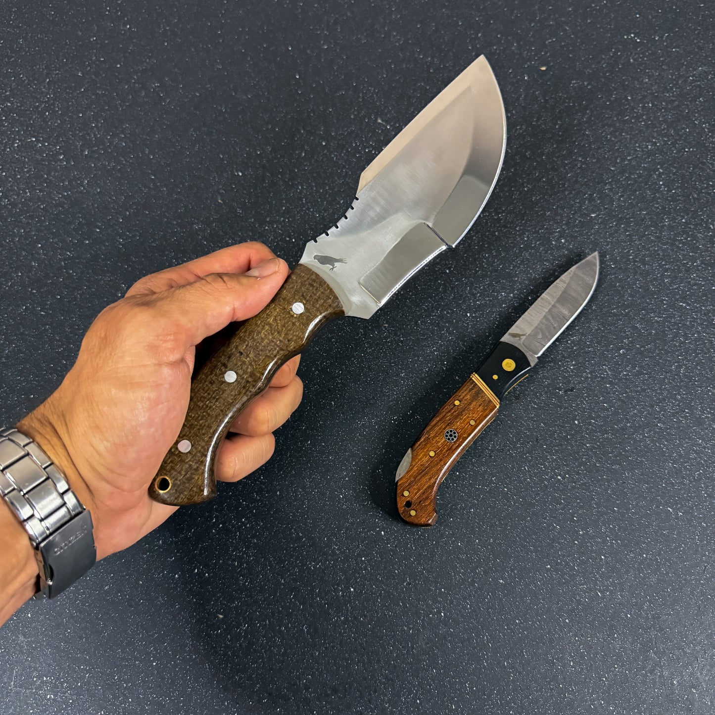 Set cuchillos outdoor Rauka tracker Torres del Paine y navaja damasco Puelo