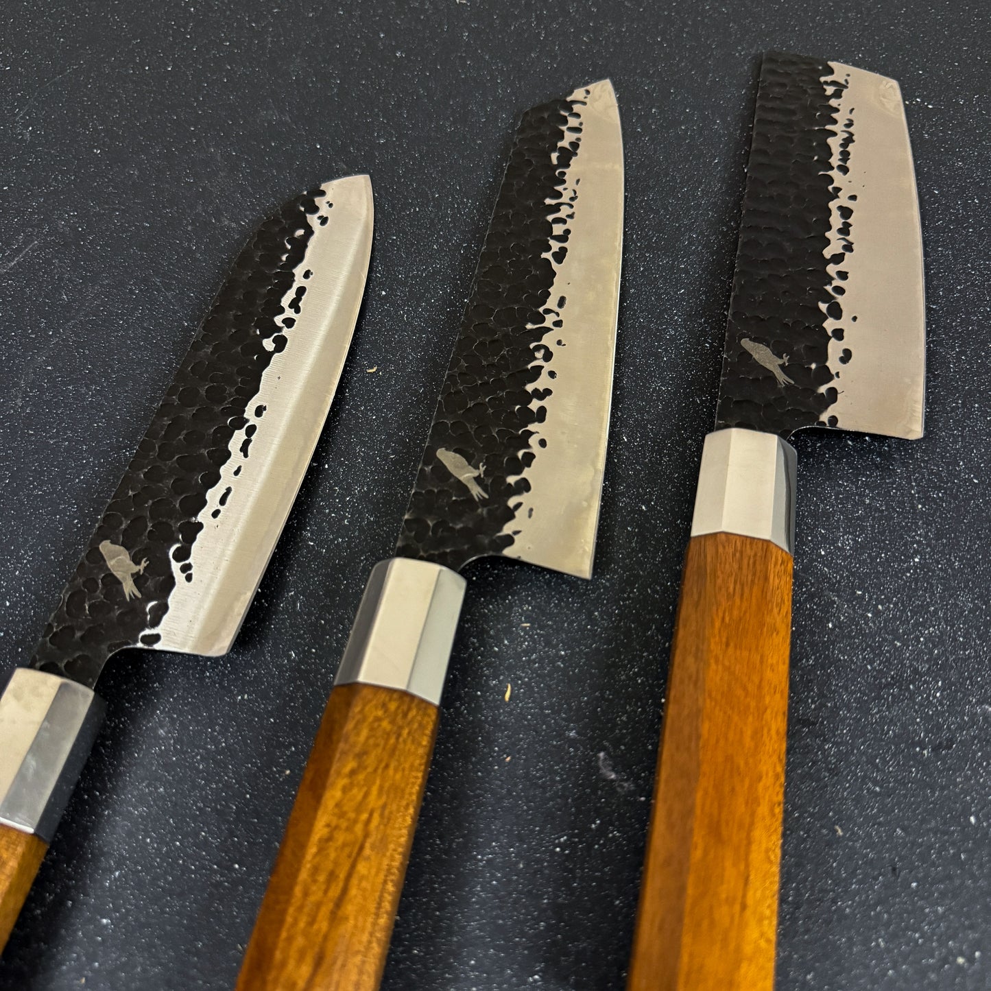 Pack de cuchillos profesionales de cocina Rauka con soporte magnético de madera