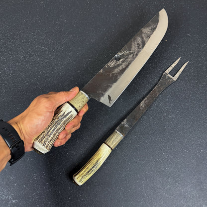 Set parrillero Ciprés Rauka con cuchillo artesanal y pincho ideal para asados y parrilla premium