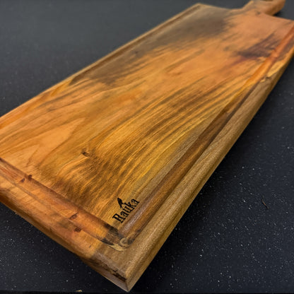 Vista de conjunto de tabla parrillera de roble 47x20 cm Rauka